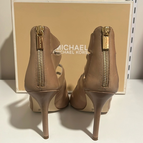 Michael Kors Mavis Open Toe - Picture 5 of 8